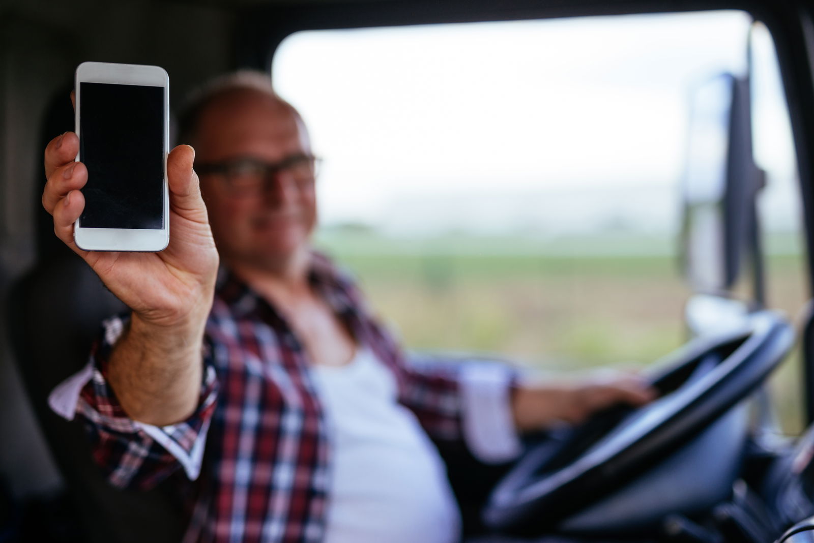 How Far Does Your Vehicle Travel While Looking at Your Cell Phone?