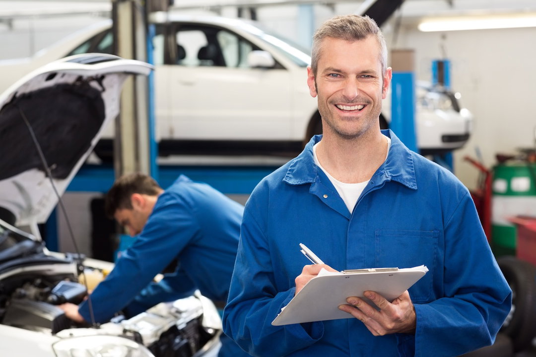 How to Monitor Metrics and Get Team Buy-in for Your Fleet Maintenance Process